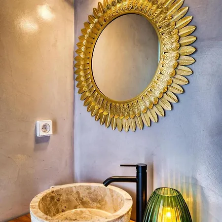 Gasthof Panoramic In Akrotiri With Stunning Views Akrotírion