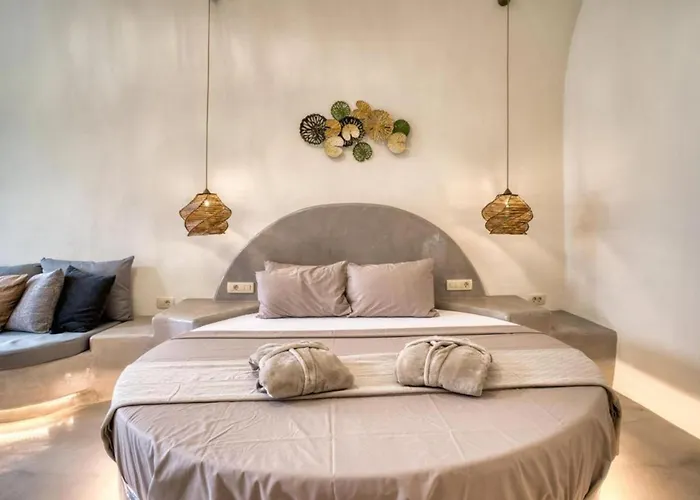 Panoramic In Akrotiri With Stunning Views Konukevi