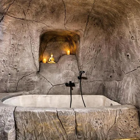 Panoramic In Akrotiri With Stunning Views بيت ضيافة 4*