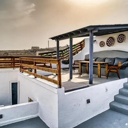 Panoramic In Akrotiri With Stunning Views