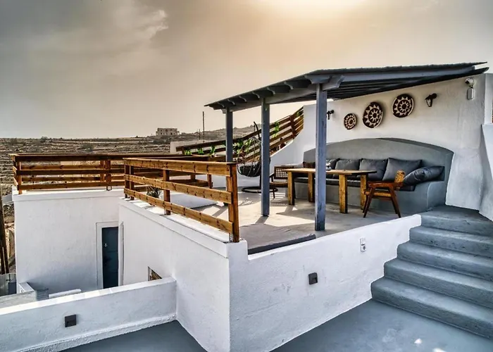 Panoramic In Akrotiri With Stunning Views