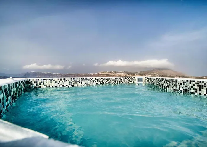 Panoramic In Akrotiri With Stunning Views Akrotírion