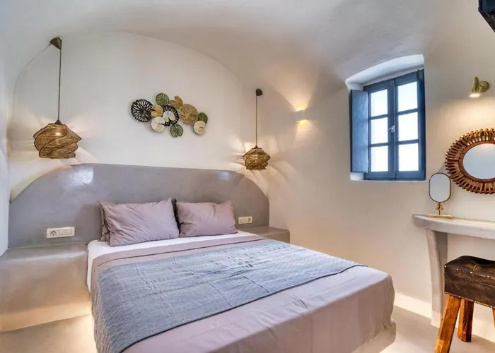 Panoramic In Akrotiri With Stunning Views