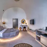 Gasthof Panoramic In Akrotiri With Stunning Views